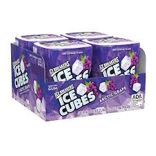 ICE BREAKERS ICE CUBES Grape Gum 40pcs, 4ct